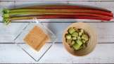 Sirup rhubarb dengan gula maserasi